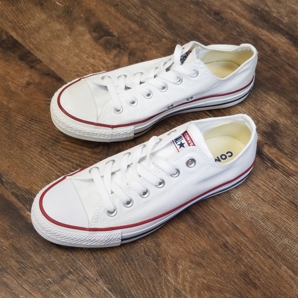 Converse Shoes - CONVERSE Chuck Taylor Low Top Sneaker